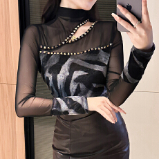 批发实拍2026春<b class='q'>夏</b>新款半高领金丝绒重工钉珠长袖T恤性感网纱拼接上衣