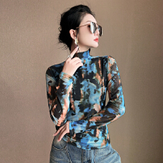 批发实拍秋冬新款法式轻奢印花网纱修身长袖T恤上衣女气质显瘦打底纱
