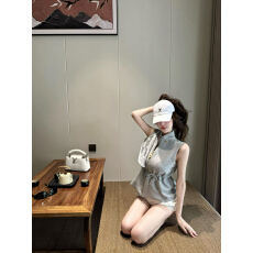 批发网红同款 通勤风马甲拉链收腰 +短裤 