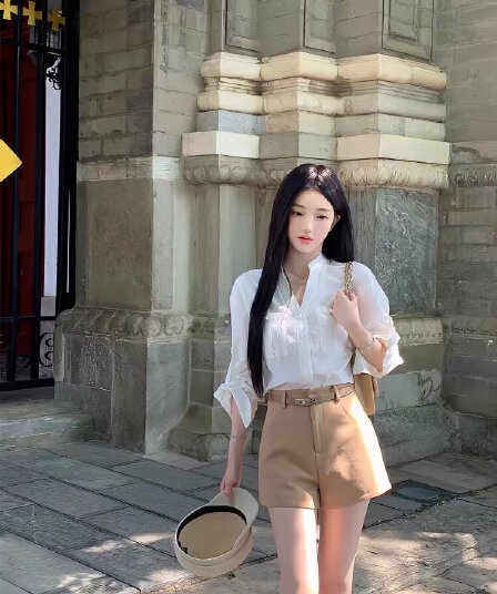 한 부서 화이트 주머니 셔츠 여성 하이웨이스트 슬림해 보이는 반바지 벨트 포함 sml