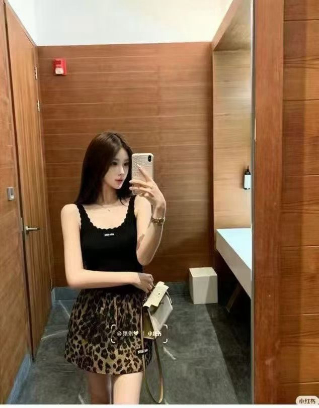 검정색 레이스 조끼 레오파드 무늬 반 스커트 투피스 세트