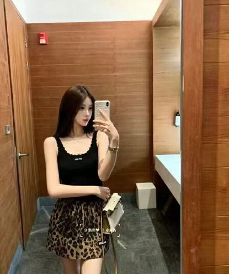 검정색 레이스 조끼 레오파드 무늬 반 스커트 투피스 세트