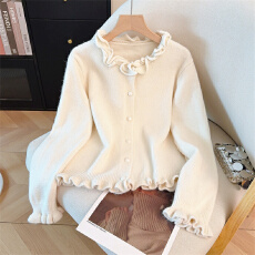 批发好温柔甜美~韩版木耳花边<b class='q'>圆领</b>单排扣<b class='q'>针织</b>衫女冬日氛围感红色毛衣
