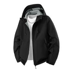 批发<b class='q'>工厂</b>直销26年爆款软壳冲锋衣情侣连帽户外登山服防风防雨外套男