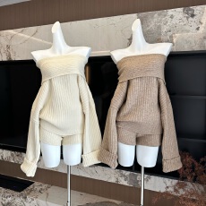 批发WITHMXBOOM灰灰家气质针织套装一字肩毛衣+宽松休闲短裤两件套女