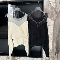 批发JustQin【吸睛时刻】2025秋冬新款网纱烫钻性感收腰针织毛衣女