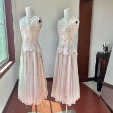 批发木子李的李温柔风无袖收腰镂空蕾丝亲肤上衣垂感网纱半身裙<b class='q'>套装</b>