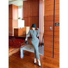 批发<b class='q'>实拍</b>实价 法式德绒磨毛温柔气质修身显瘦包臀长裙套装