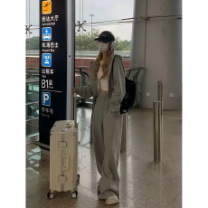 批发2026新款休闲运动服套装女秋<b class='q'>冬</b>宽松时尚卫衣 (有加绒和不加绒)