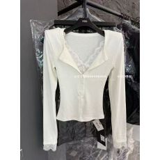 批发<b class='q'>韩国</b>东大门秋冬新款辣妹修身显瘦<b class='q'>蕾丝</b>V领打底衫磨毛长袖T恤上衣女