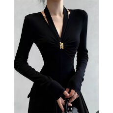 批发秋冬复古辣妹黑色褶皱<b class='q'>v领</b>修身打底衫女内搭设计感显瘦长袖<b class='q'>t</b><b class='q'>恤</b>上衣