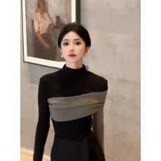 批发半高领<b class='q'>打底衫</b>女秋冬季新款内搭不规则拼接撞色长袖t恤