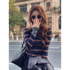 批发撞色条纹半高领长袖针织打底衫女秋冬修身<b class='q'>短款</b>毛衣内搭超好看上衣