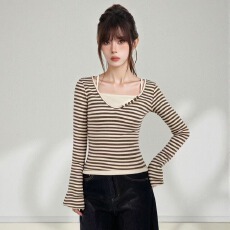 批发咖色假两件u领条纹长袖t恤女早秋季2025新款修身内搭打底短款上衣