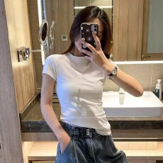 批发白色t恤女夏季短袖正肩洋气内搭小衫体恤修身<b class='q'>显瘦</b>百搭上衣打底衫