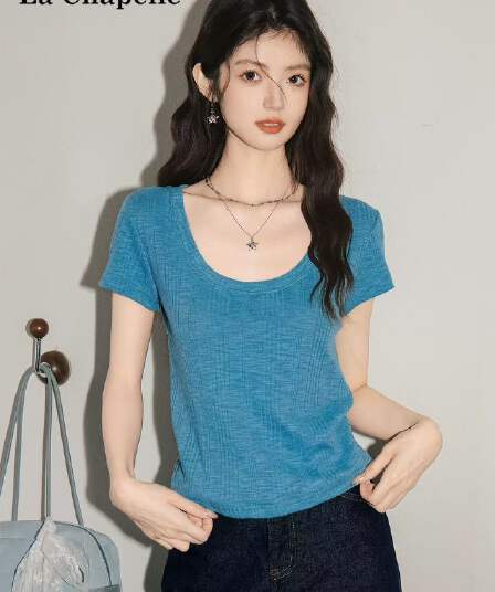 순수한 욕망 긍정적 인 어깨 u 칼라 반팔 티셔츠 여성 2026 여름 새로운 아메리칸 핫걸 Chic 슬림해 보이는 맨위