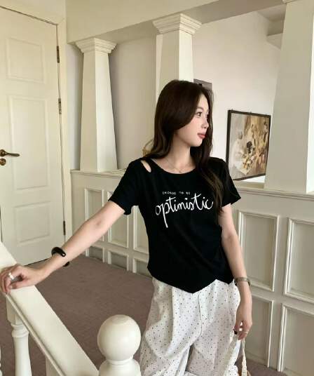 한 부서 불규칙 허리 수축 알파벳 프린트 티셔츠 여성용 짧은 소매 작은 오프숄더 t 통기성 긍정적 인 어깨 의류 여성