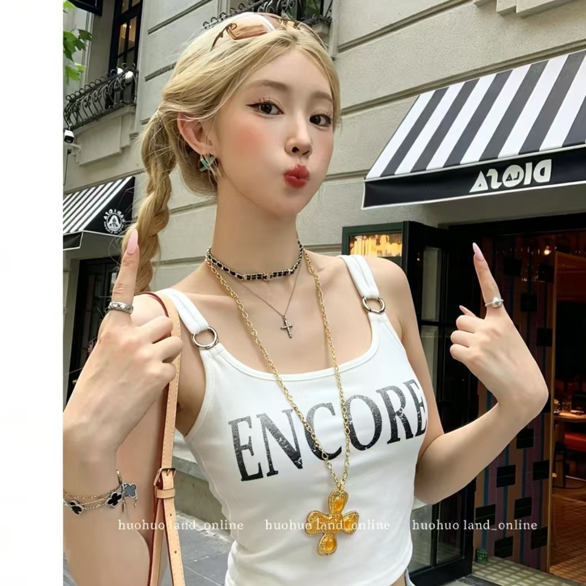 아메리칸 디자인 센스 알파벳 프린트 캐미솔 2026 여름 새로운 Chic 핫걸 슬림해 보이는 개성 맨위