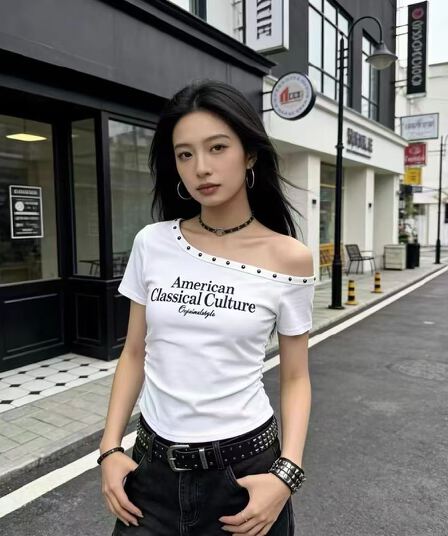 아메리칸 핫걸 오프숄더 징 반팔 티셔츠 여성 여름 몸매 가꾸기 주름 쇼트 스타일 이슬 뼈의 핫걸 맨위