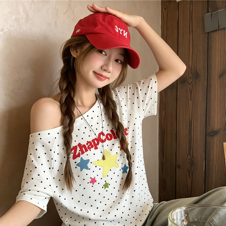 보트넥 도트 무늬 루즈핏 반팔 티셔츠 여성 여름 새로운 숄더백 오프숄더 맨위 비스듬한 어깨 트렌드 다용도