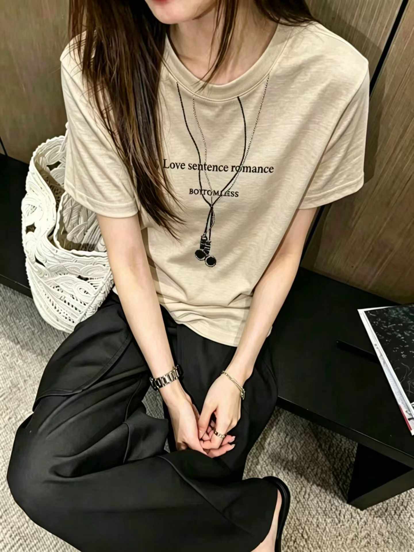 한국 스타일 알파벳 헤드폰 프린트 반팔 티셔츠 여성 여름 루즈핏 다용도 캐주얼 빛 럭셔리 고급 센스 튀김 거리 의류