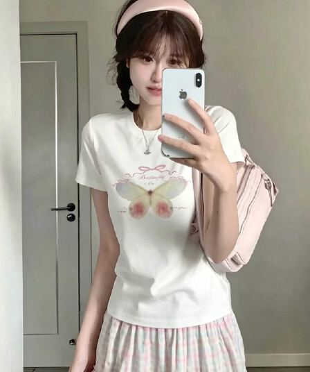 몽환 나비 프린트 3 차원 몸매 가꾸기 긍정적 인 어깨 티셔츠 2025 여름 새로운 소금 부서 소녀 반팔 여성