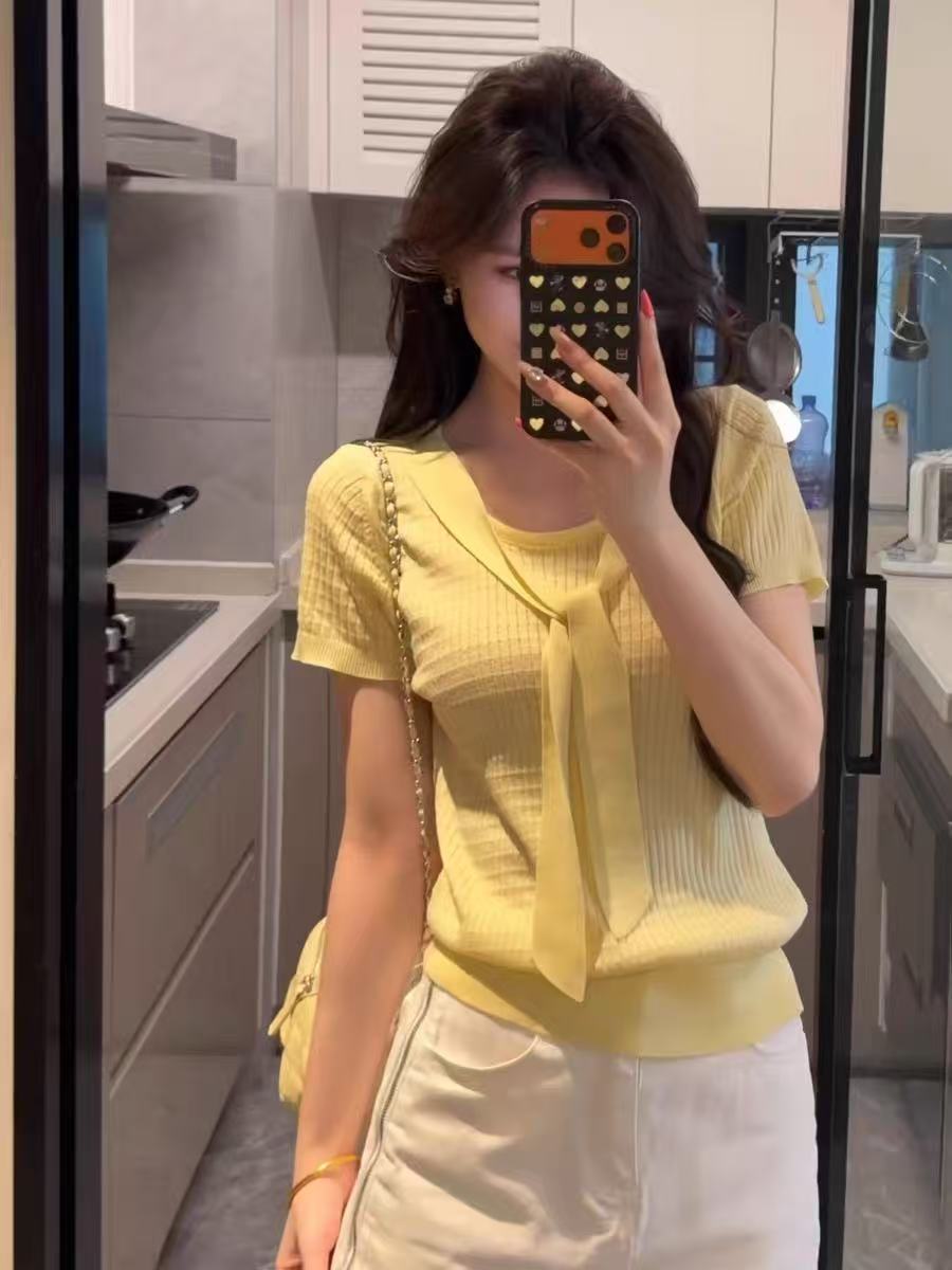 한 부서 페이크 레이어드 숄 레이스업 반팔 니트 스웨터 여성 2026 여름 새로운 품격 연령 감소 슈퍼 잘 생긴 맨위