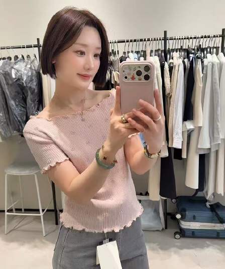 동대문 한 세대 26 봄 새로운 달콤한 스타일 캐주얼 레이스 니트 맨위 반팔