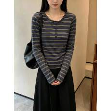 批发美式条纹u领复古长袖t恤女秋冬新款修身甜辣妹打底针织衫内搭上衣