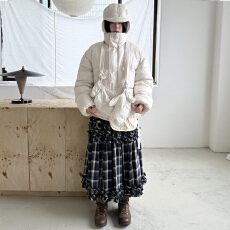 批发复古小众蓝白格纹拼接重工立体不规则花瓣边休闲<b class='q'>百搭</b>松紧腰半身裙