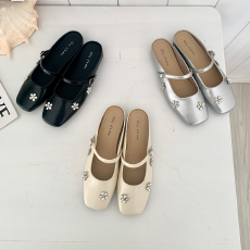 批发水钻花朵包头半拖鞋女<b class='q'>夏</b>外穿2026年新款法式绝美半拖玛丽珍单鞋女