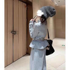 批发休闲运动套装女2026春秋新款韩系穿搭小众设计感<b class='q'>卫衣</b>阔腿裤两件套