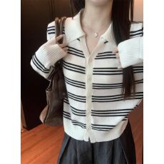 复古条纹翻领长袖针织开衫女2025秋季新款外穿宽松气质高级感上衣