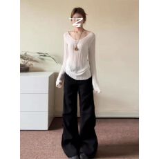 批发白色v领毛衣内搭<b class='q'>打底衫</b>女秋季2025新款慵懒风高级感修身针织上衣