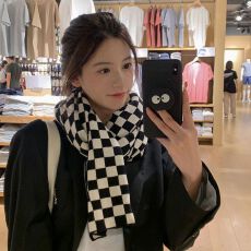 批发日系棋盘格围巾女冬季ins网红韩版学生百搭针织保暖围脖黑白格子