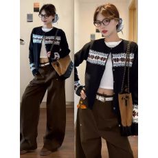 批发复古浪漫 费尔岛风秋冬毛织外套<b class='q'>针织</b><b class='q'>开衫</b>短款提花外搭上衣女毛衣