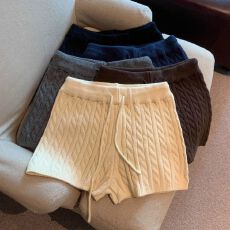 批发巨好看的冬装短裤加厚麻花针织毛线裤女秋冬外穿打底小个子休闲裤