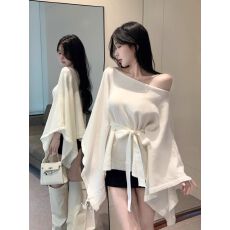 批发秋冬<b class='q'>新款</b>时尚斗篷披肩针织衫上衣chic弛感氛围感聚会外穿<b class='q'>毛衣</b>外套