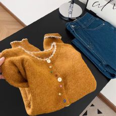 批发韩系复古设计感彩色纽扣毛衣外套女秋冬慵懒软糯撞色针织开衫上衣