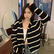 黑白条纹连帽针织毛衣女2026年新款秋冬时尚设计感百搭开衫上衣潮