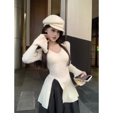 批发黑色<b class='q'>v领</b>喇叭袖针织衫女秋季修身辣妹长袖打底衫紧身开叉内搭上衣