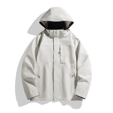 春秋薄款冲锋衣2025新款防风防水外套男透气休闲脱帽软壳登山服