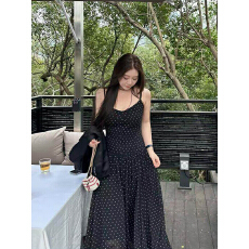 批发<b class='q'>大码</b><b class='q'>女装</b>法式复古浪漫波点吊带连衣裙