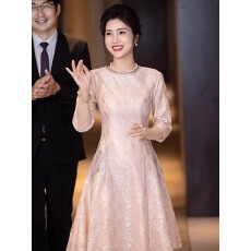 批发粉色喜婆婆婚宴装旗袍年轻妈妈婚礼晚礼服高端洋气小个子高贵新款