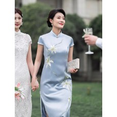 批发<b class='q'>高端</b>国风中式婚宴妈妈旗袍2026新款喜婆婆<b class='q'>连衣裙</b>