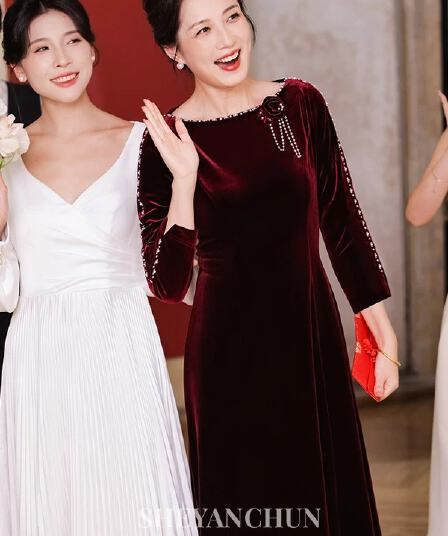 2026 새로운 금사 벨벳 예복 안녕하세요. 엄마 결혼 연회 로드 중 디스플레이 영 고급 XL 치파오 드레스 결혼 반사