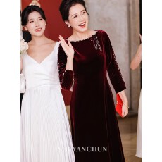 批发2026新款金丝绒礼服喜妈妈婚宴装显年轻高端加大码旗袍裙婚礼敬