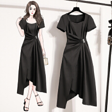 批发法式气质高级2026夏装连衣裙漂亮新款短袖大码设计感收腰A字长裙