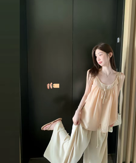 화이트 워터 여성 아마 펄럭 이는 바지 축소 Pleat 펌프 로프 와이드 레깅스 바지 여름 디자인 센스 루즈핏 느긋한 바람 캐주얼 치마바지