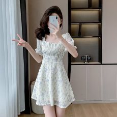批发方领雪纺碎花小个子<b class='q'>连衣裙</b>2026新款女夏高腰气质显瘦收腰漂亮裙子